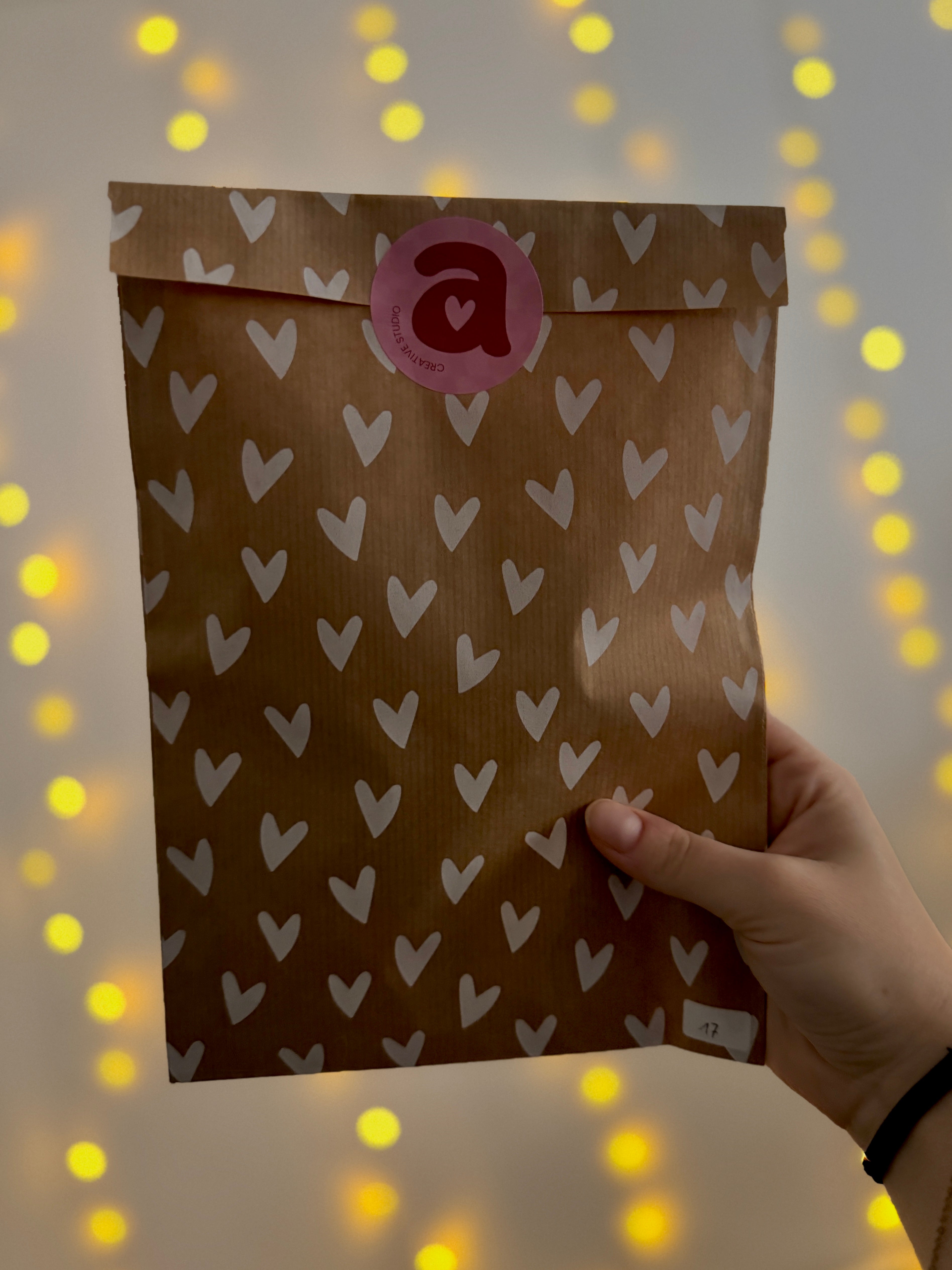 Wundertüten | klein & groß | viele Weihnachtsprodukte | Creative Studio Anni