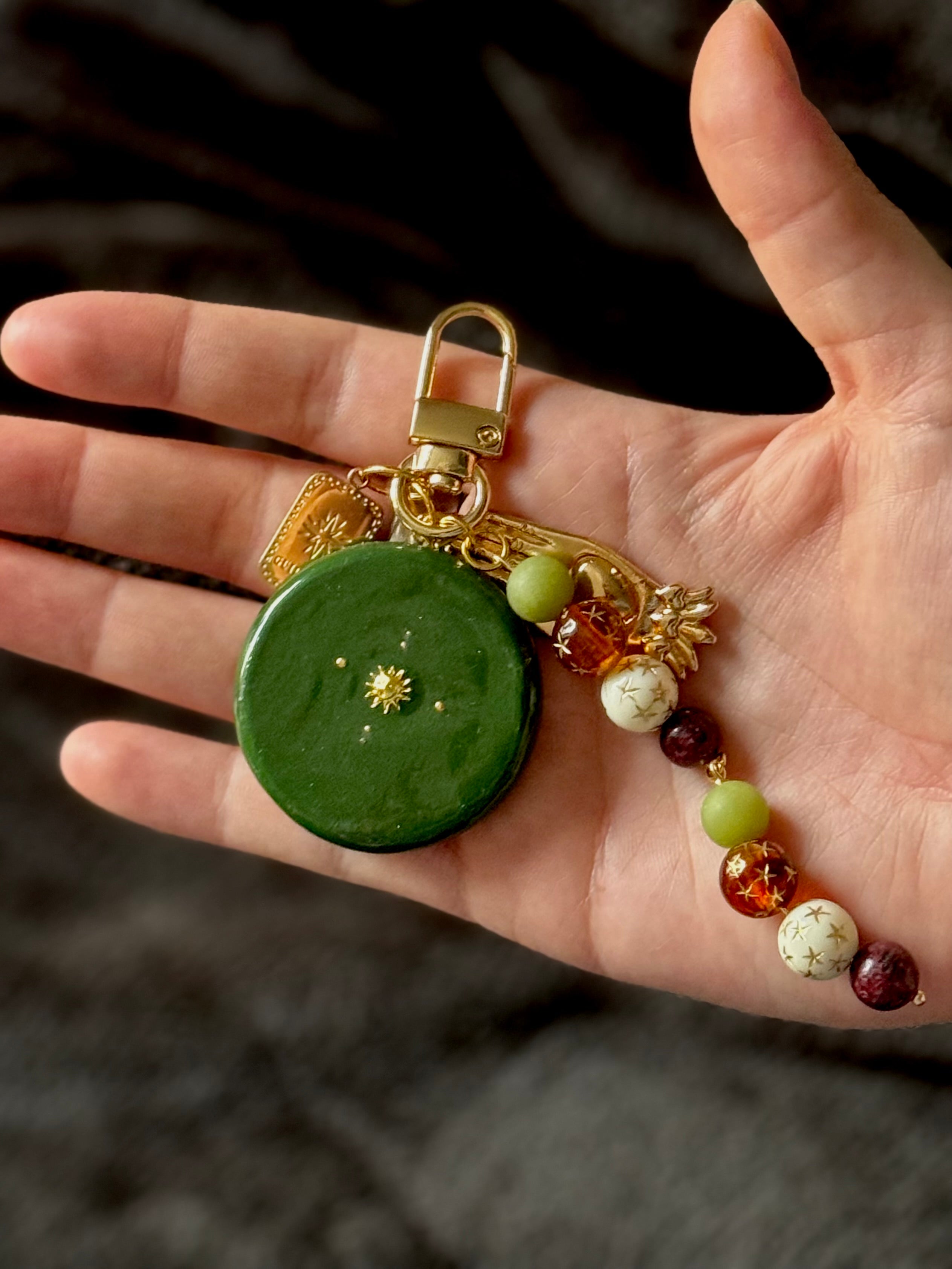 Enchanted Collection | Handbemalte Holz-Bag Charms/Schlüsselanhänger | verschiedene Designs | Handmade by Creative Studio Anni