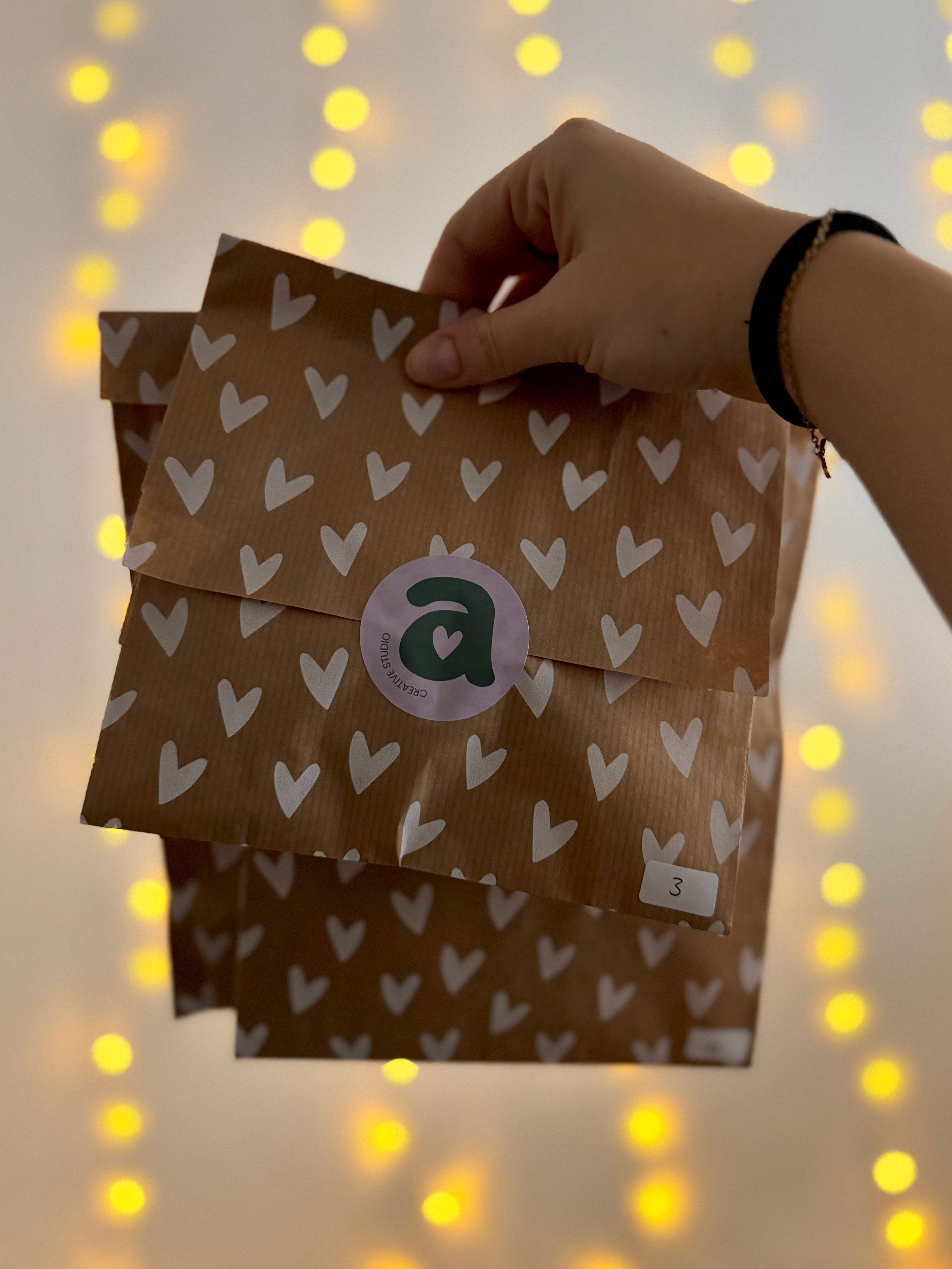 Wundertüten | klein & groß | viele Weihnachtsprodukte | Creative Studio Anni