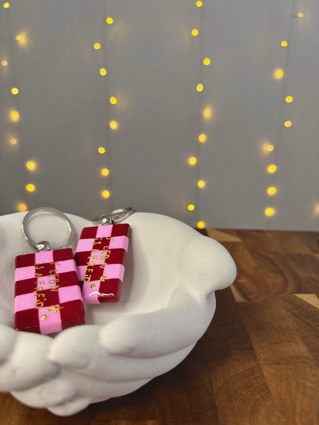 Liebevoll handbemalter Holz-Schlüsselanhänger | verschiedene Designs | versiegelt | kleine Stückzahl