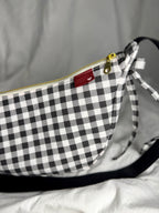 Handgemachte Umhängetasche (small) | More Amore | Karo upcycling | Einzelstück von Creative Studio Anni | Geschenkidee