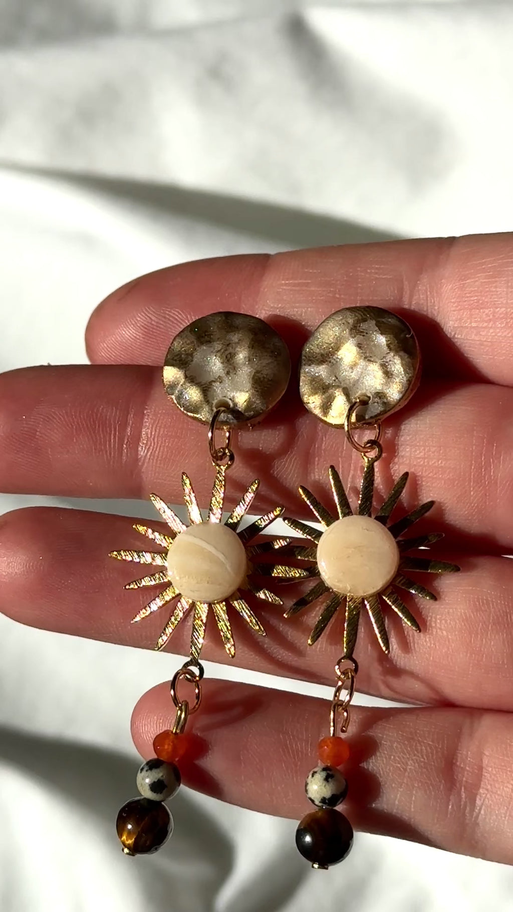 Dearest gentle Reader Collection | Statement Ohrringe aus Polymer Clay | Creative Studio Anni