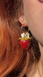Strawberries | Statement Ohrringe aus Polymer Clay | Creative Studio Anni