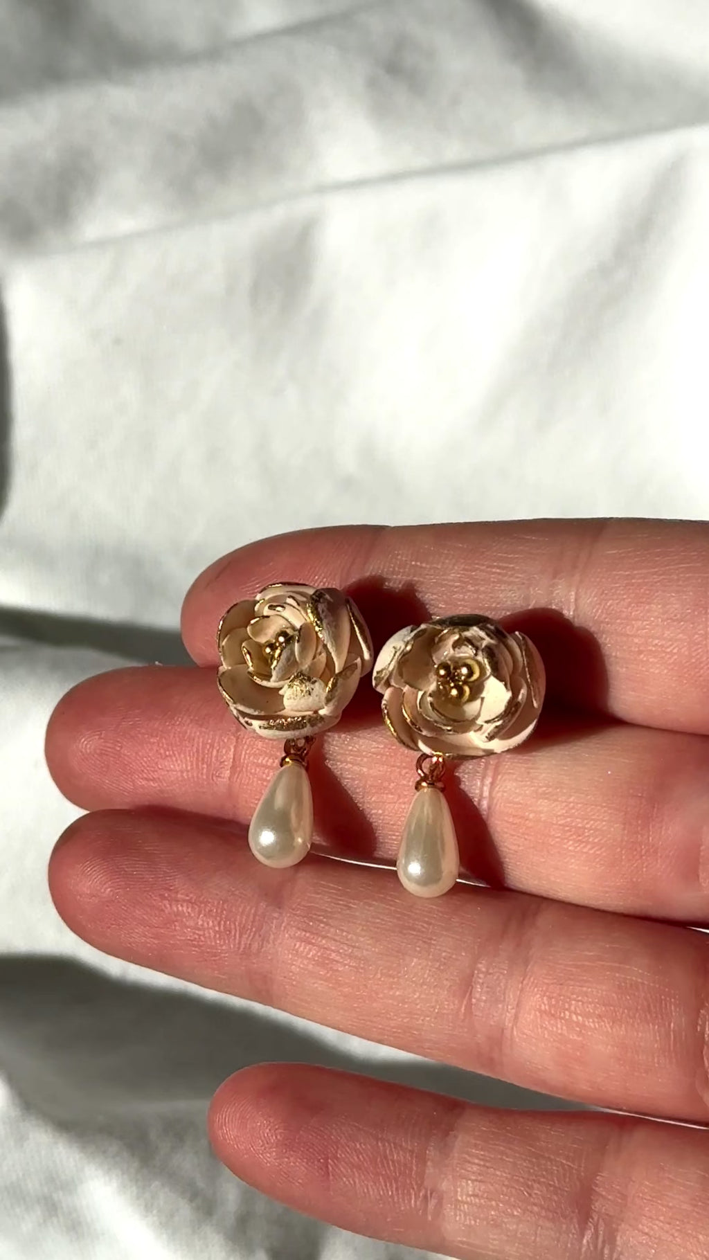 Dearest gentle Reader Collection | Statement Ohrringe aus Polymer Clay | Creative Studio Anni