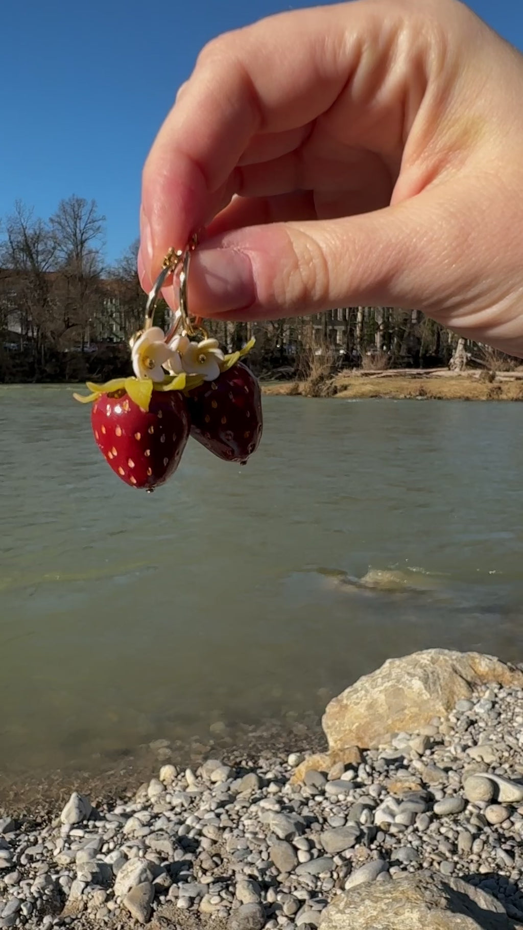 Strawberries | Statement Ohrringe aus Polymer Clay | Creative Studio Anni
